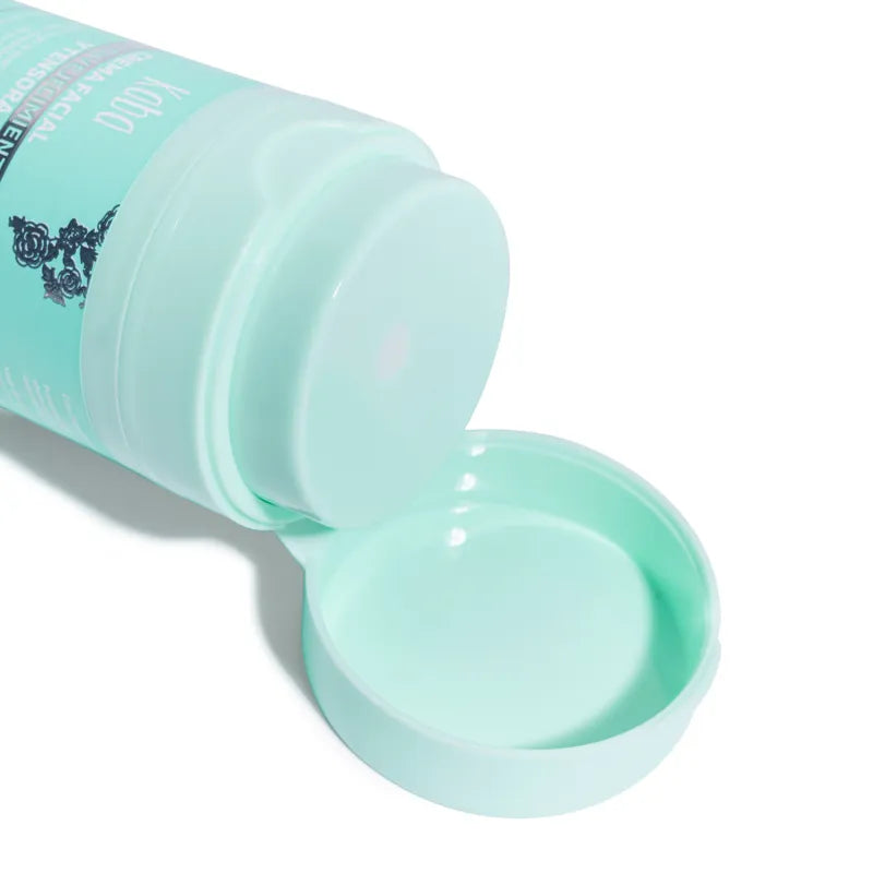 Tightening facial cream